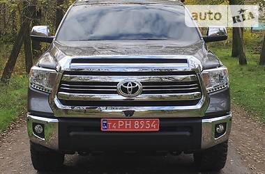 Toyota Tundra 2015