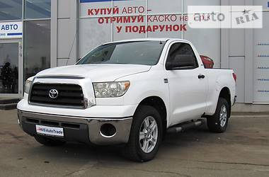 Пикап Toyota Tundra 2008 в Киеве