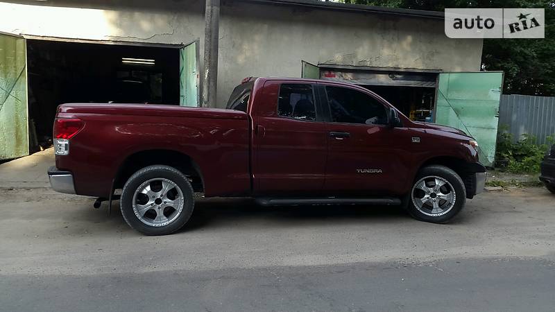 Пикап Toyota Tundra 2008 в Киеве