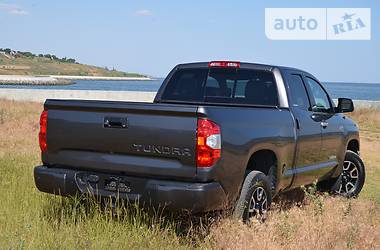 Пікап Toyota Tundra 2016 в Одесі