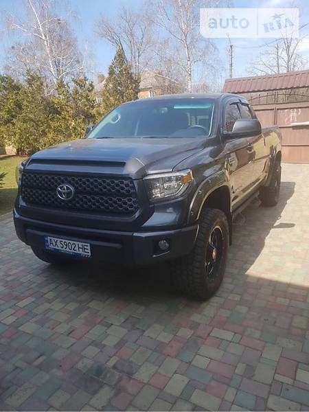 Пикап Toyota Tundra 2017 в Харькове