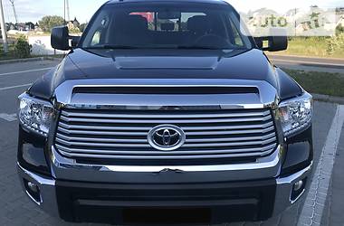Пікап Toyota Tundra 2014 в 