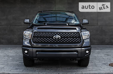 Toyota Tundra 2018