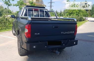 Внедорожник / Кроссовер Toyota Tundra 2014 в Ивано-Франковске