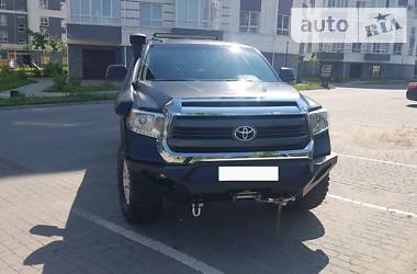 Toyota Tundra 2014
