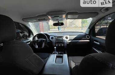 Пикап Toyota Tundra 2015 в Виннице
