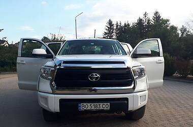 Пикап Toyota Tundra 2016 в Киеве