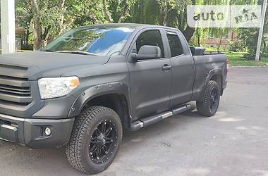 Toyota Tundra 2017