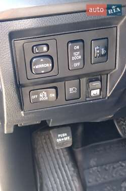 Пикап Toyota Tundra 2018 в 