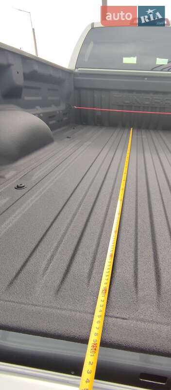 Пікап Toyota Tundra 2021 в Києві