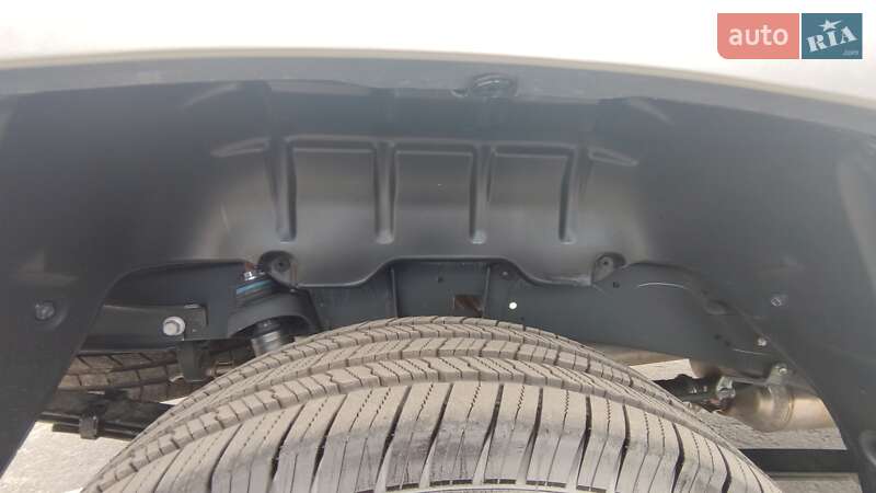 Пікап Toyota Tundra 2021 в Києві