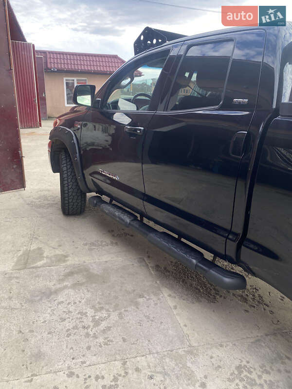 Пикап Toyota Tundra 2012 в Тячеве