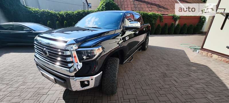 Пикап Toyota Tundra 2019 в Львове