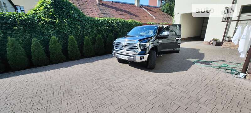 Пикап Toyota Tundra 2019 в Львове