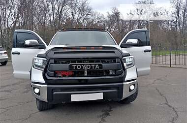 Пикап Toyota Tundra 2016 в Одессе