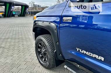 Пікап Toyota Tundra 2014 в Києві