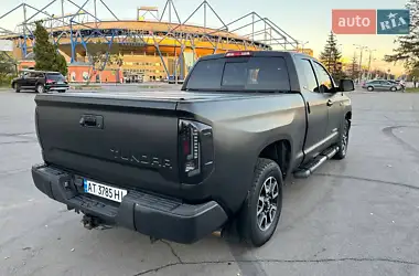 Toyota Tundra 2015