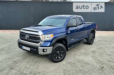 Пікап Toyota Tundra 2014 в Києві