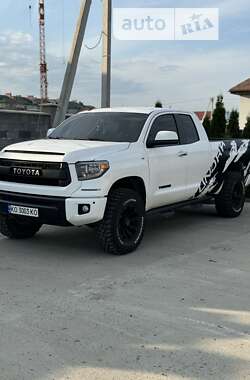 Пікап Toyota Tundra 2014 в Ужгороді