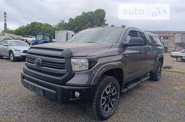 Toyota Tundra 2015