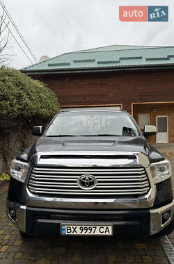 Toyota Tundra 2016