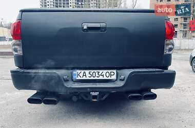 Пикап Toyota Tundra 2007 в Киеве