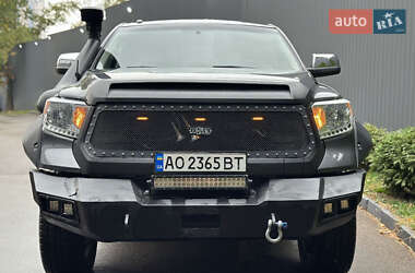 Пікап Toyota Tundra 2017 в 