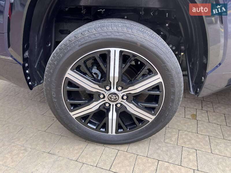 Пикап Toyota Tundra 2023 в Львове фото 11 Пикап Toyota Tundra 2023 в Львове