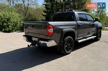 Пикап Toyota Tundra 2019 в 
