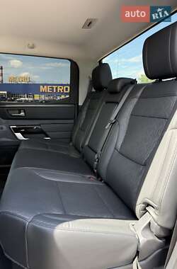 Пикап Toyota Tundra 2023 в 