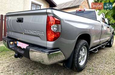 Пикап Toyota Tundra 2017 в 