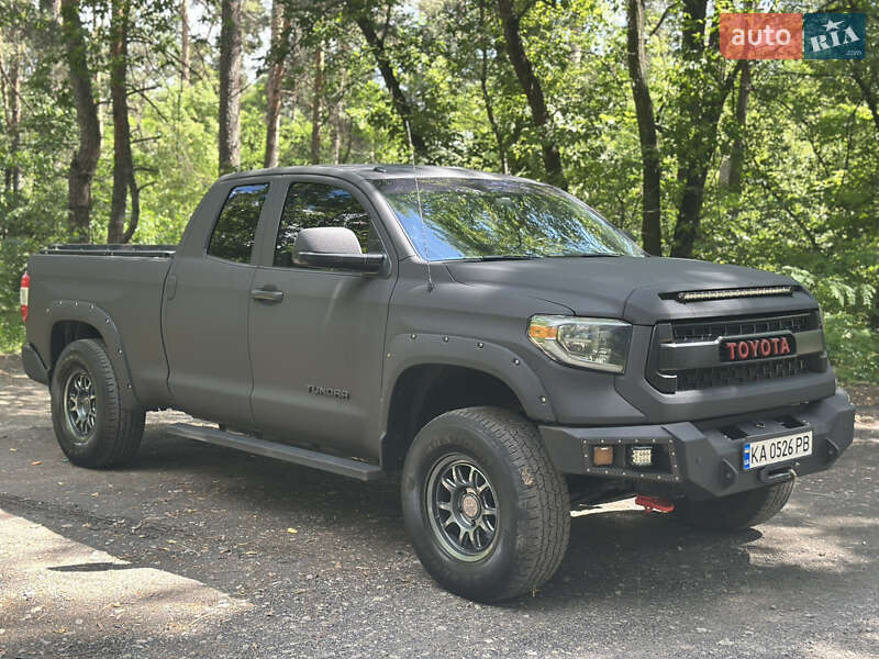Toyota Tundra 2014