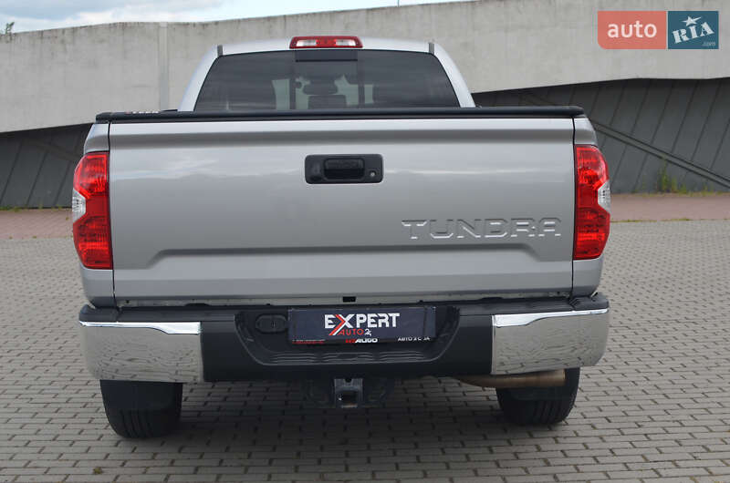 Пикап Toyota Tundra 2017 в Львове