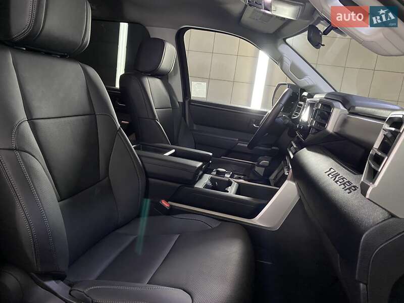 Пікап Toyota Tundra 2024 в Умані