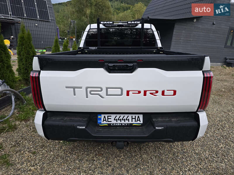 Пікап Toyota Tundra 2023 в Дніпрі