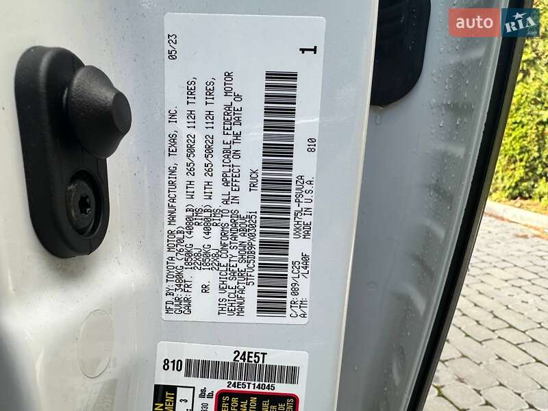 Пікап Toyota Tundra 2023 в Вінниці