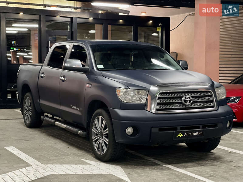 Пікап Toyota Tundra 2007 в Києві