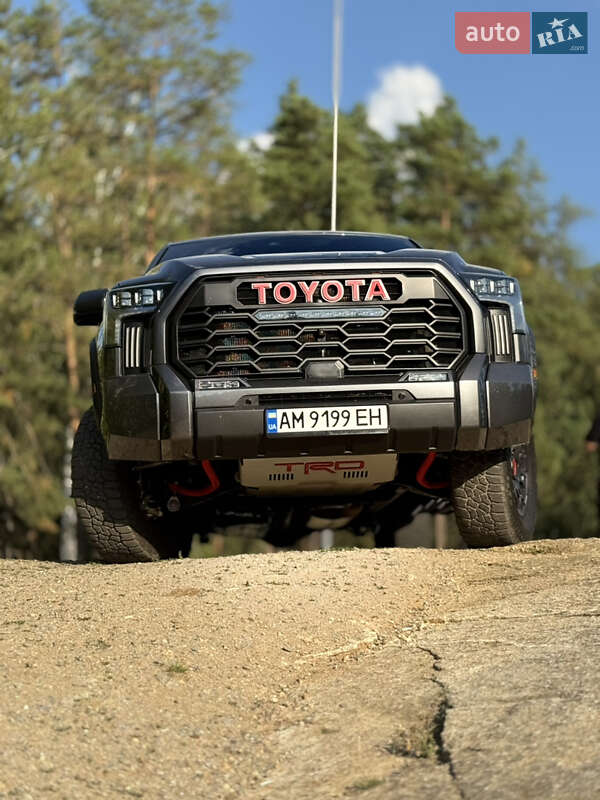 Пікап Toyota Tundra 2024 в Коростишеві