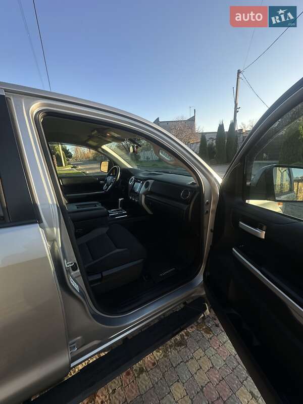 Пікап Toyota Tundra 2016 в Луцьку фото 10 Пікап Toyota Tundra 2016 в Луцьку