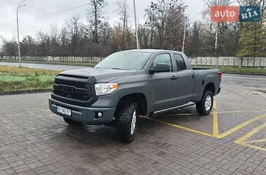 Пікап Toyota Tundra 2016 в Києві