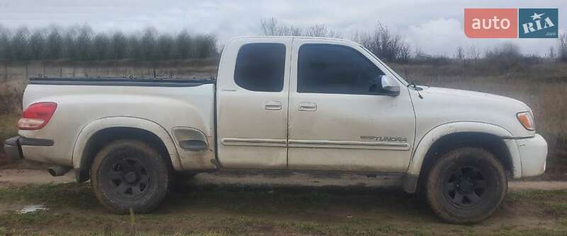 Toyota Tundra 2004 Toyota Tundra 2004