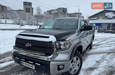 Пікап Toyota Tundra 2017 в Львові