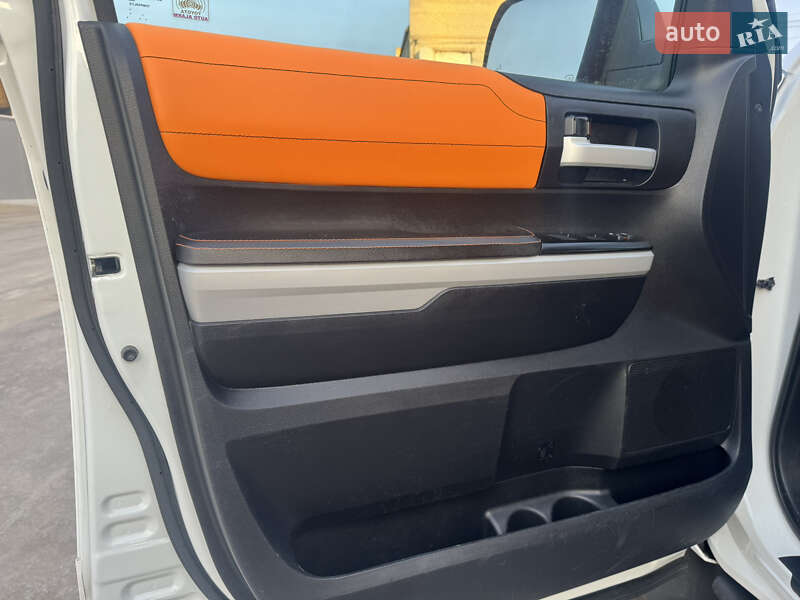 Пікап Toyota Tundra 2018 в Вінниці