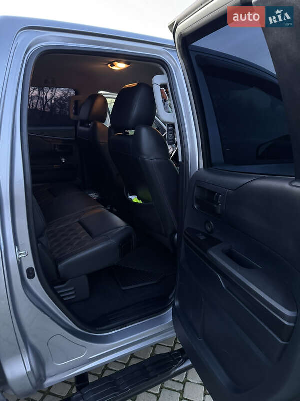 Пикап Toyota Tundra 2015 в Одессе