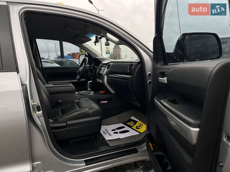 Пікап Toyota Tundra 2014 в Хусті