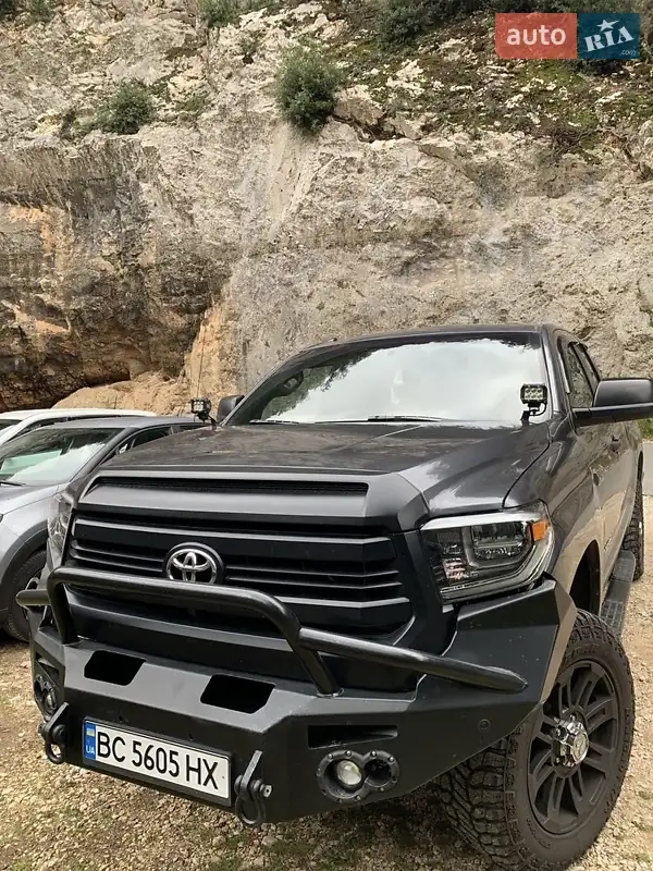 Toyota Tundra