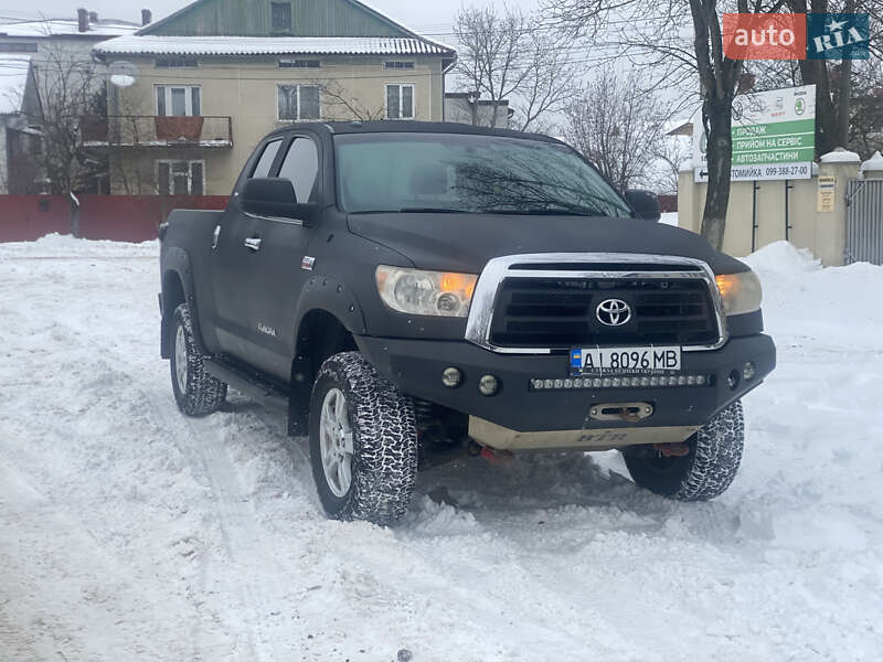 Toyota Tundra 2009