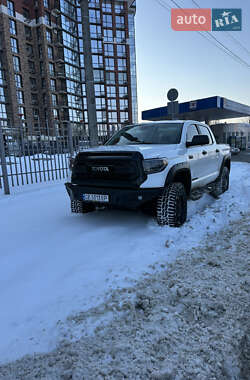 Пікап Toyota Tundra 2018 в Луцьку