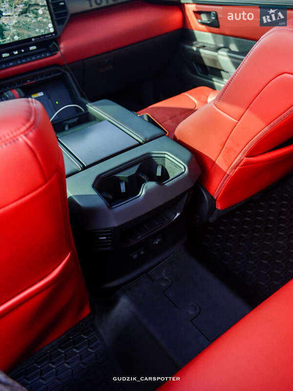 Пикап Toyota Tundra 2023 в Днепре