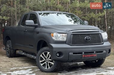 Пикап Toyota Tundra 2012 в Белогородке